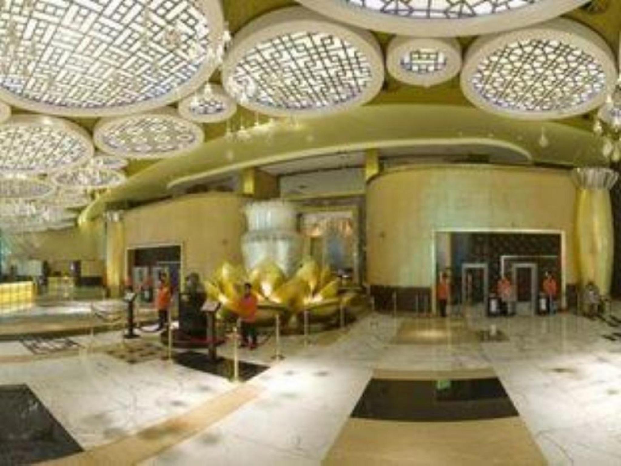 Hotel Grand Lisboa Macao Esterno foto